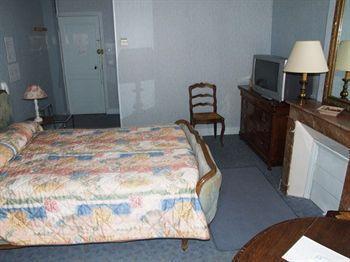לוצ'ס Logis Hotel De France מראה חיצוני תמונה